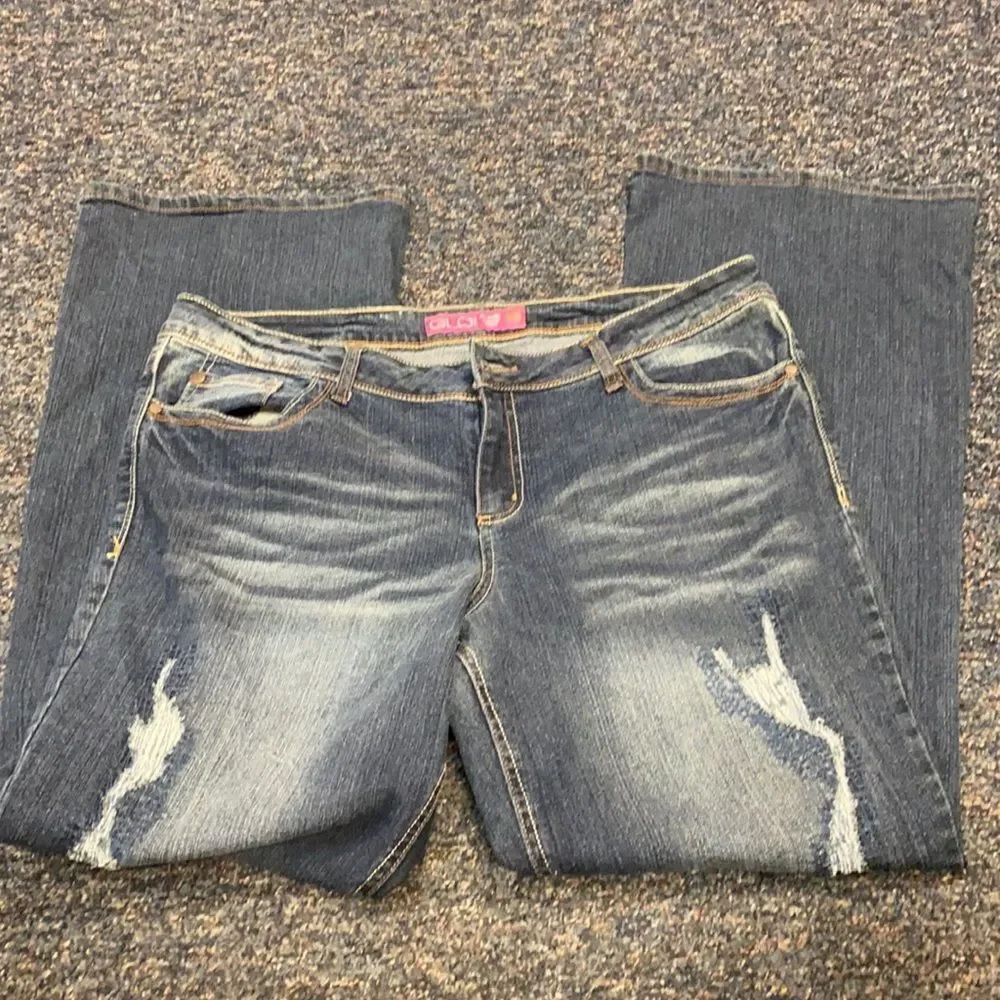 JLO mid rise flare Jeans sz. 17